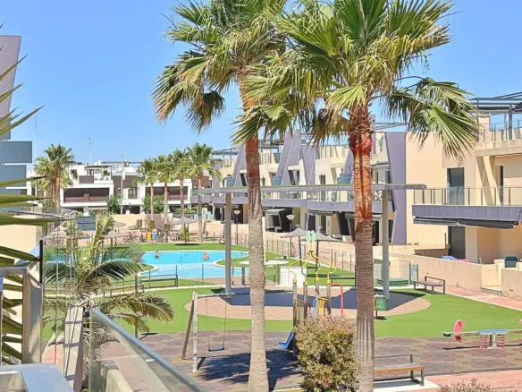 3-bedroom Penthouse In Pilar De La Horadada, Spain (108 M²)