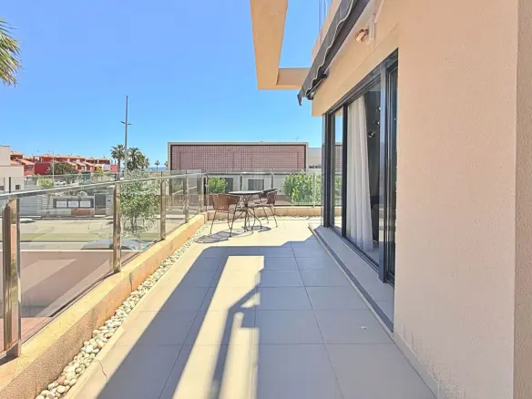 3-bedroom Penthouse In Pilar De La Horadada, Spain (108 M²)