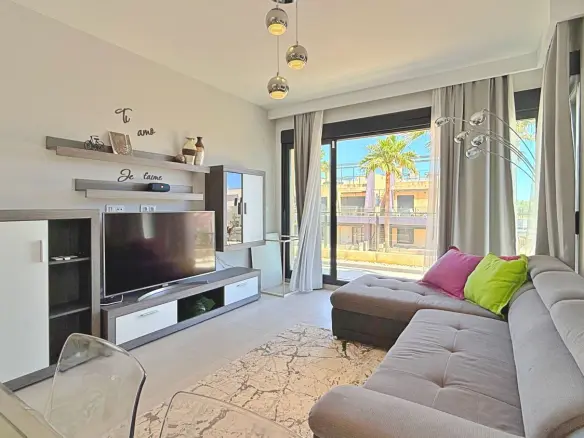 3-bedroom Penthouse In Pilar De La Horadada, Spain (108 M²)
