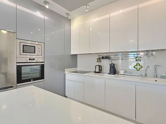 3-bedroom Penthouse In Pilar De La Horadada, Spain (108 M²)
