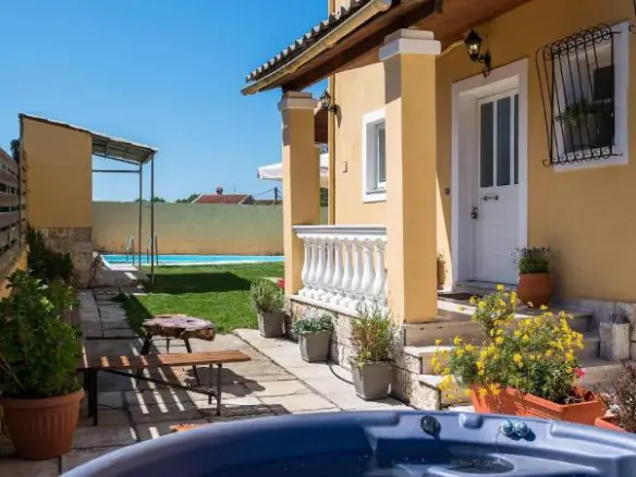 5-bedroom Villa In Corfu, Greece (330 M²)