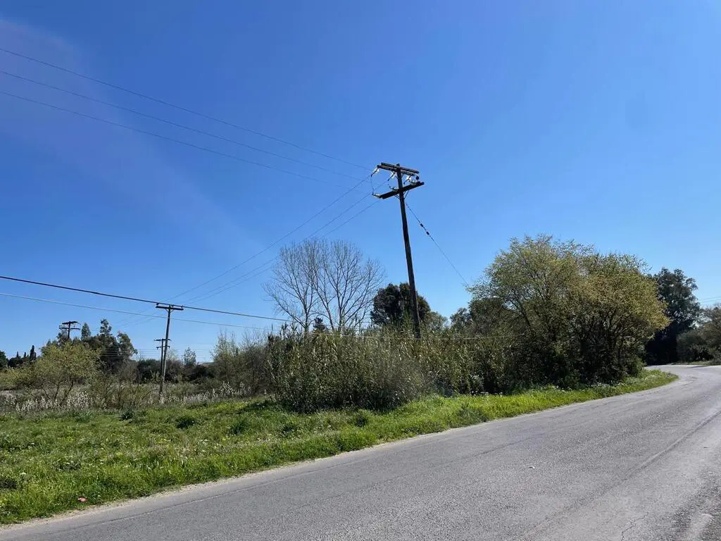 Land Of 4977 M² In Corfu
