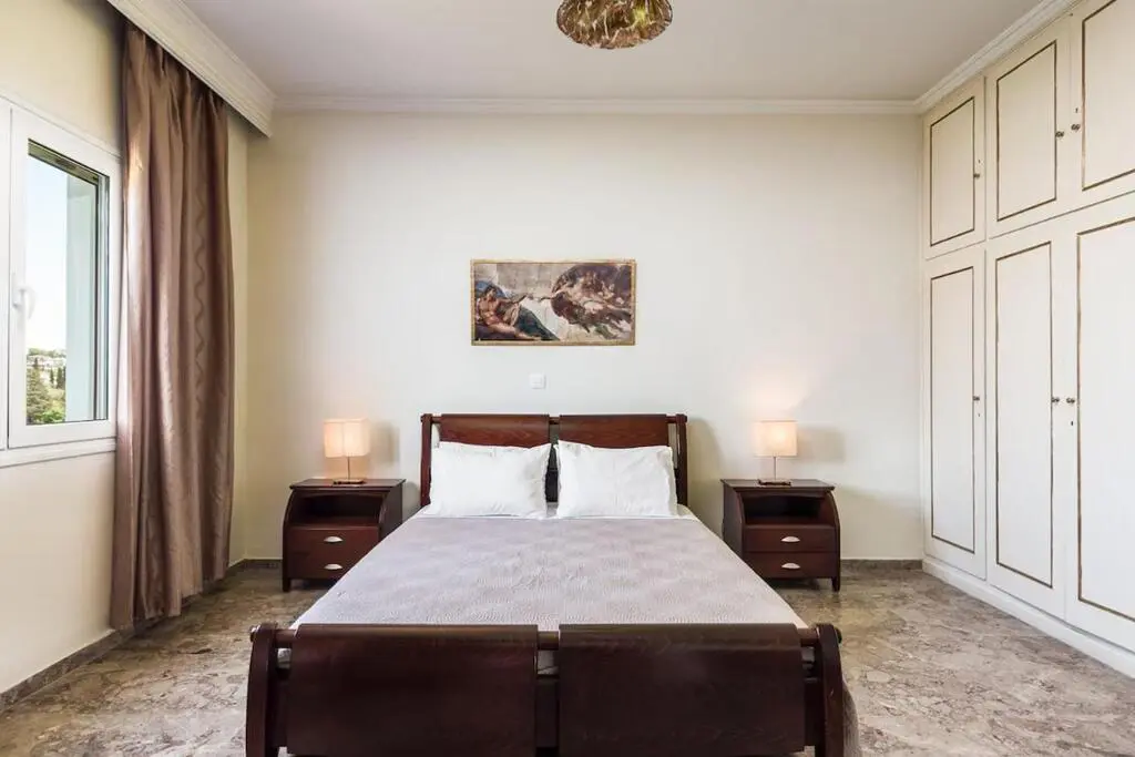 Villa Of 330 M² In Corfu