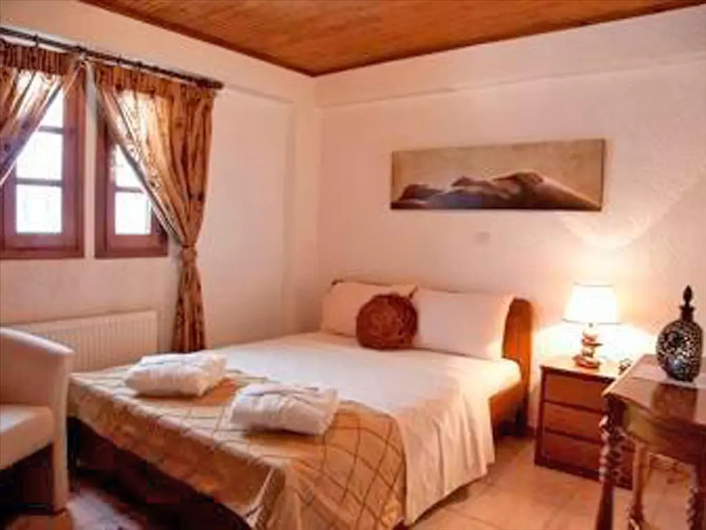 Villa Of 235 M² In Central Greece