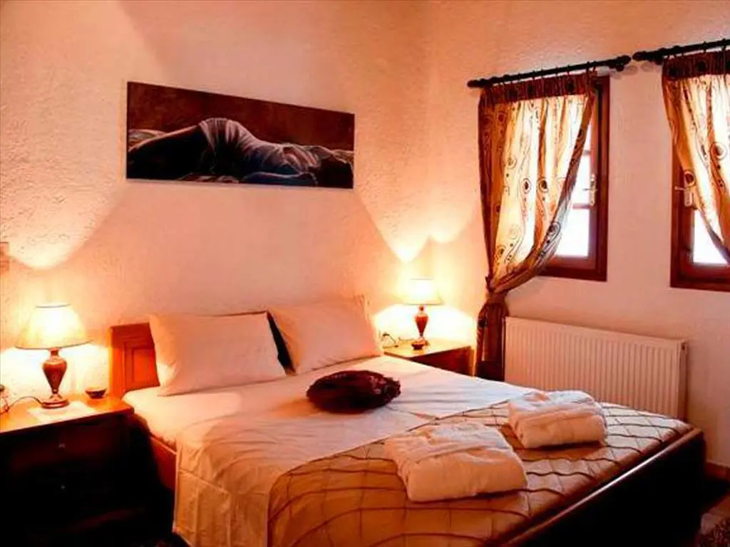Villa Of 235 M² In Central Greece