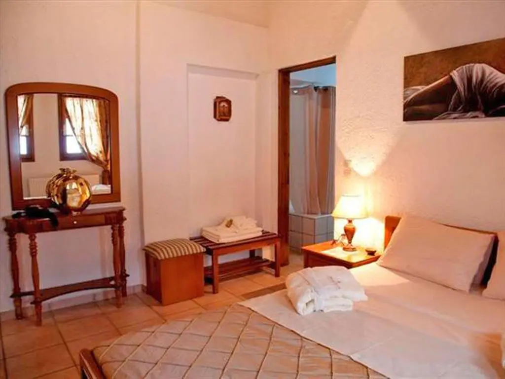 Villa Of 235 M² In Central Greece