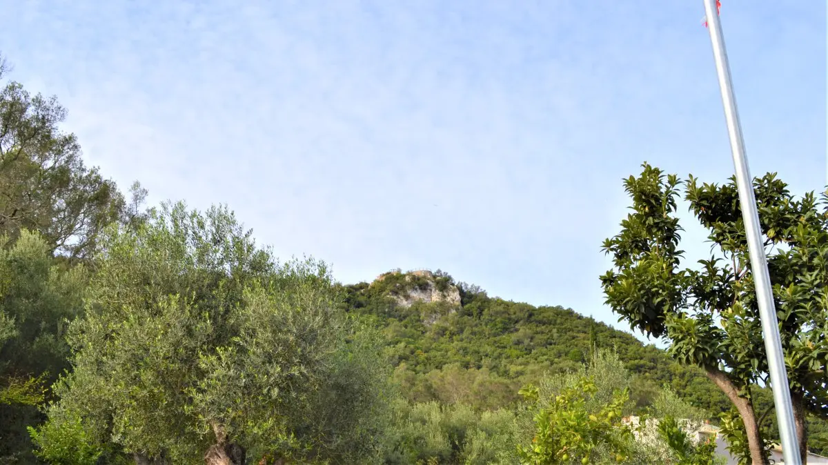Land Of 3136 M² In Corfu