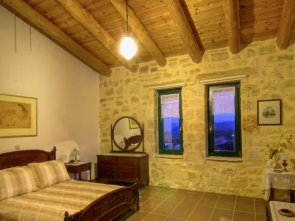Villa Of 450 M² In Crete
