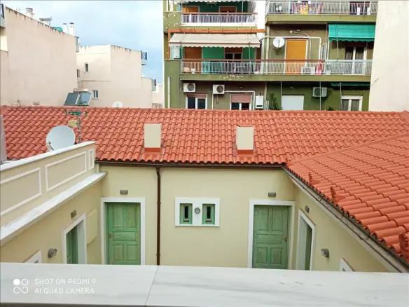 Hotel Of 354 M² With In Athens