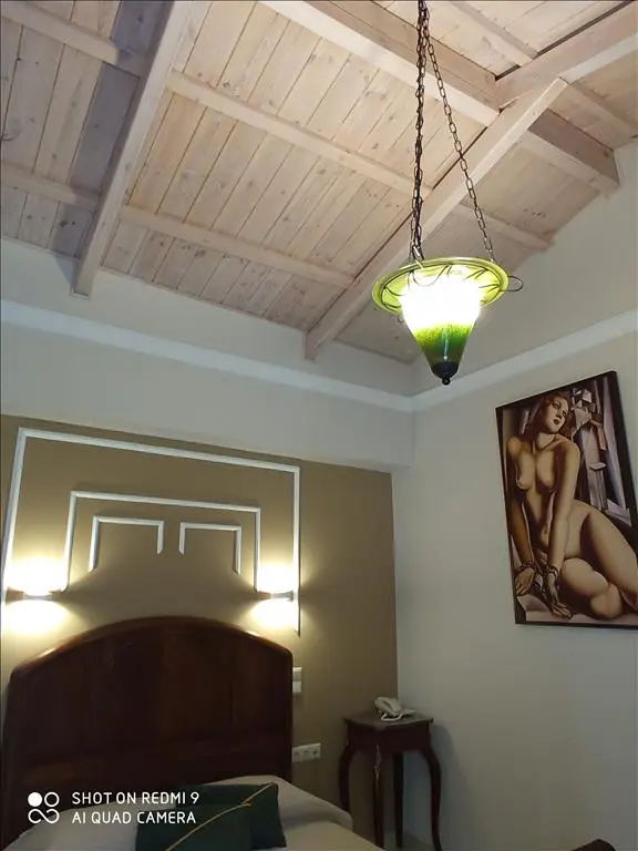 Hotel Of 354 M² With In Athens