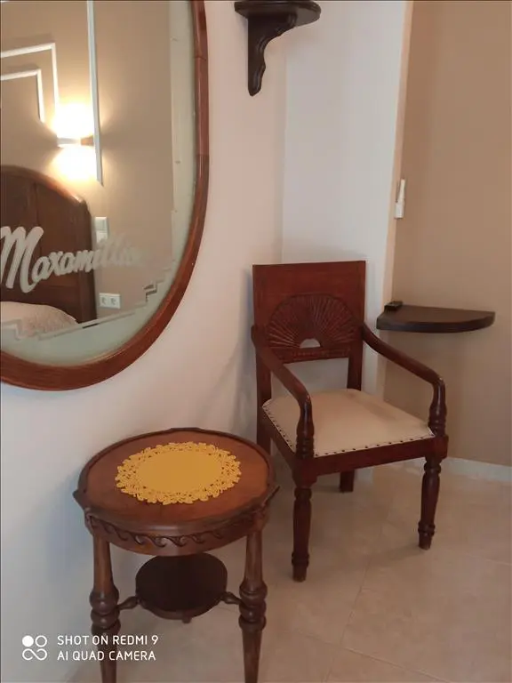 Hotel Of 354 M² With In Athens