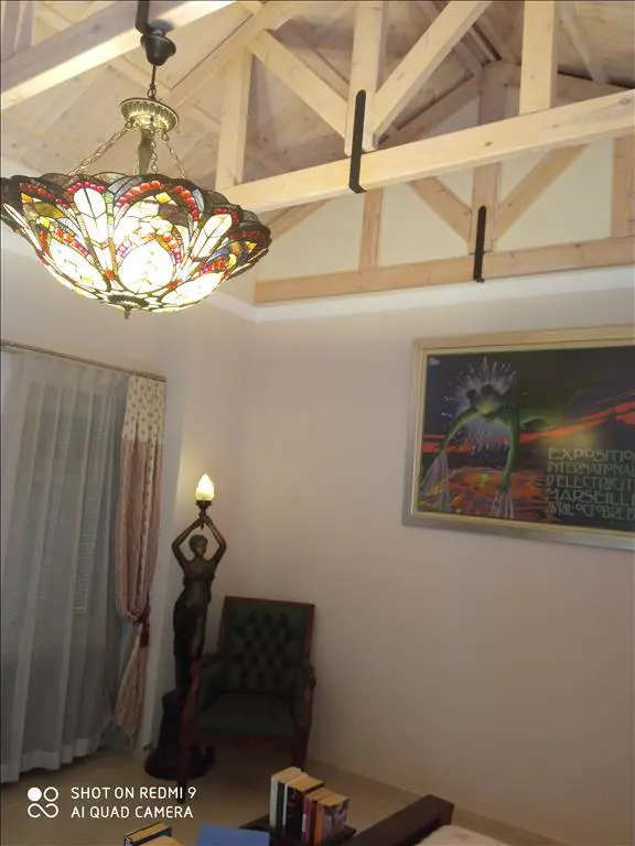 Hotel Of 354 M² With In Athens