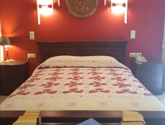 Hotel Of 354 M² With In Athens