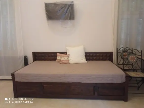 Hotel Of 354 M² With In Athens