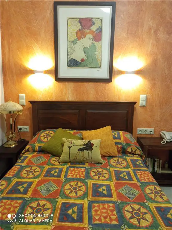 Hotel Of 354 M² With In Athens
