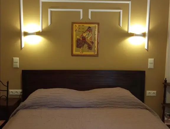 Hotel Of 354 M² With In Athens