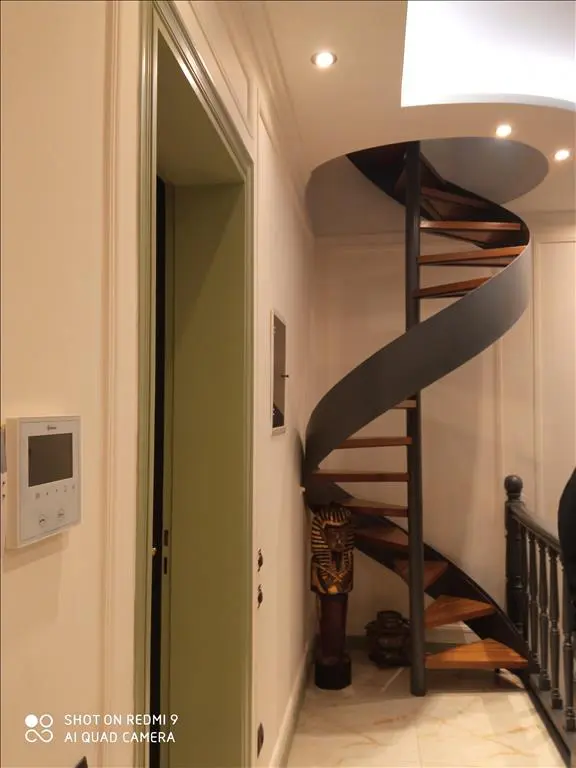 Detached House Of 374 M² In Athens