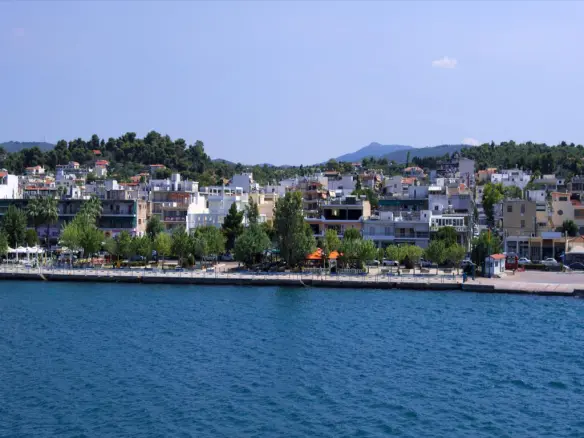 Land Of 92503 M² In Attica