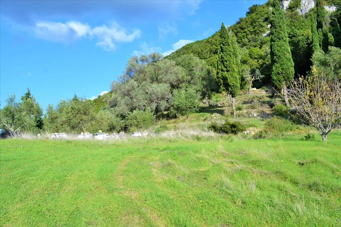 Land Of 15000 M² In Corfu