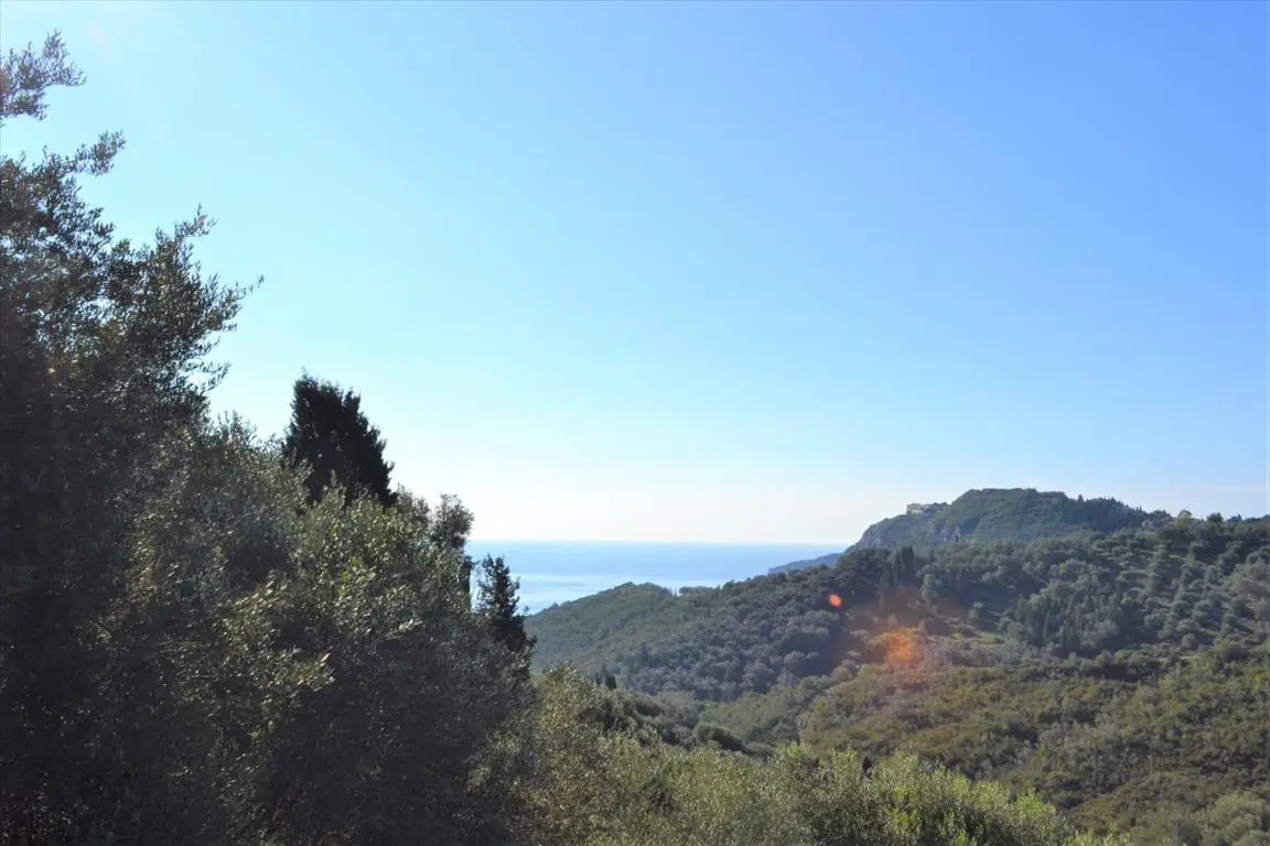 Land Of 8841 M² In Corfu