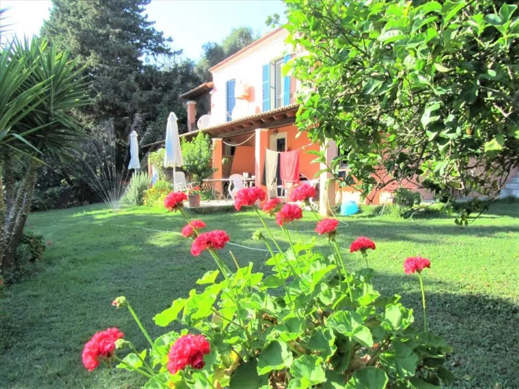 Detached House Of 230 M² In Corfu