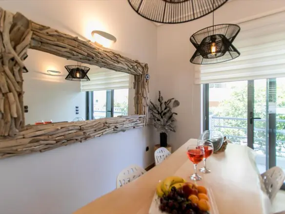 Detached House Of 270 M² In Athens