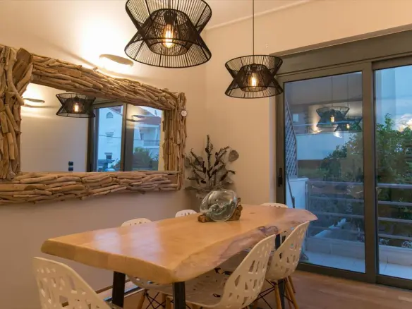 Detached House Of 270 M² In Athens