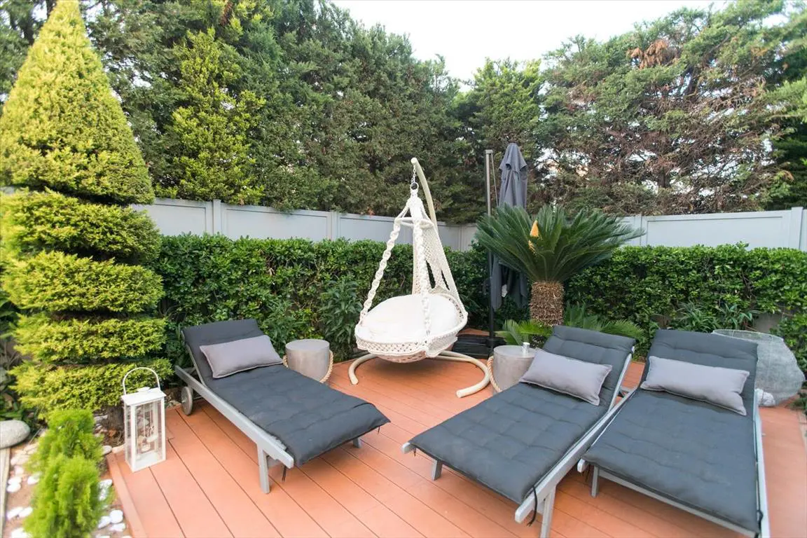 Detached House Of 270 M² In Athens