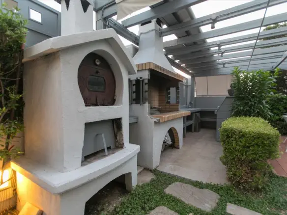 Detached House Of 270 M² In Athens