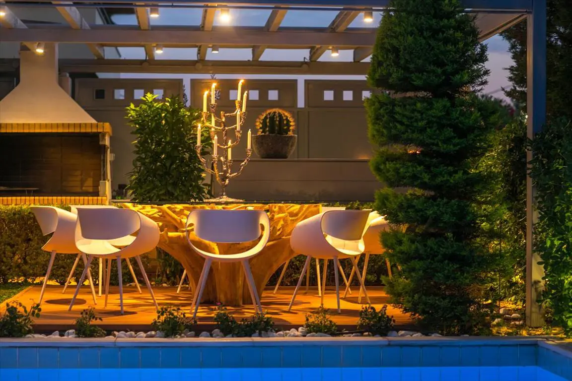 Detached House Of 270 M² In Athens
