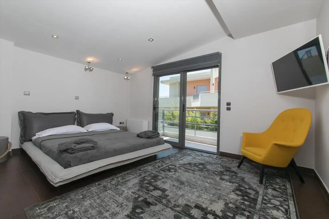 Detached House Of 270 M² In Athens