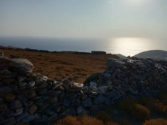 Land Of 5643 M² In Cyclades