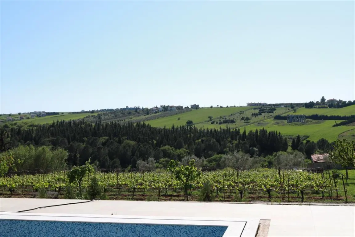 Villa Of 500 M² In The Suburbs Of Thessaloniki