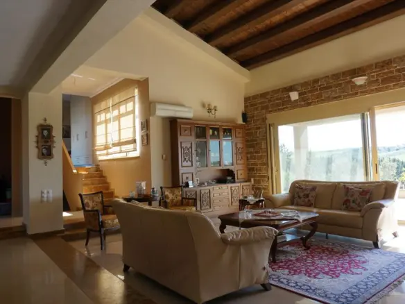 Villa Of 500 M² In The Suburbs Of Thessaloniki