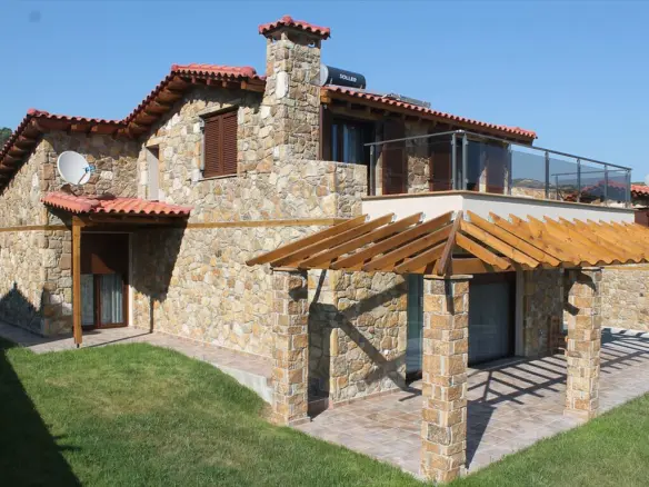 3-bedroom Detached House In Kassandra, Greece (116 M²)