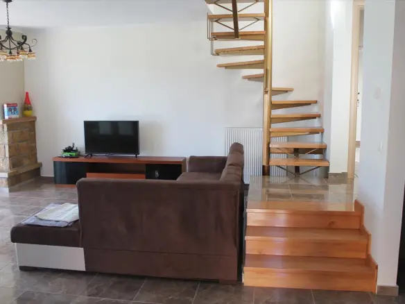 3-bedroom Detached House In Kassandra, Greece (116 M²)