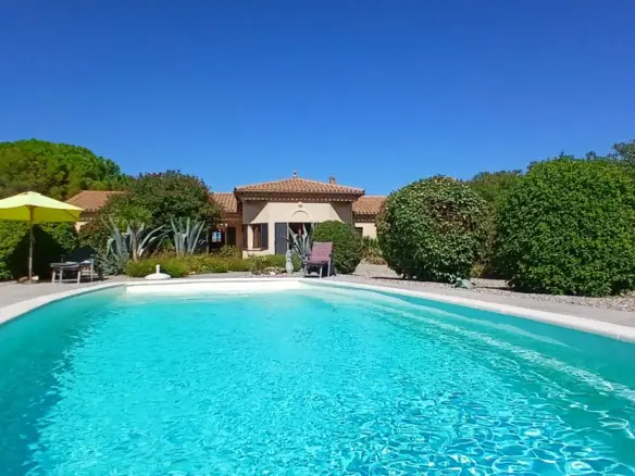 Detached House Of 190 M² In Badens, France