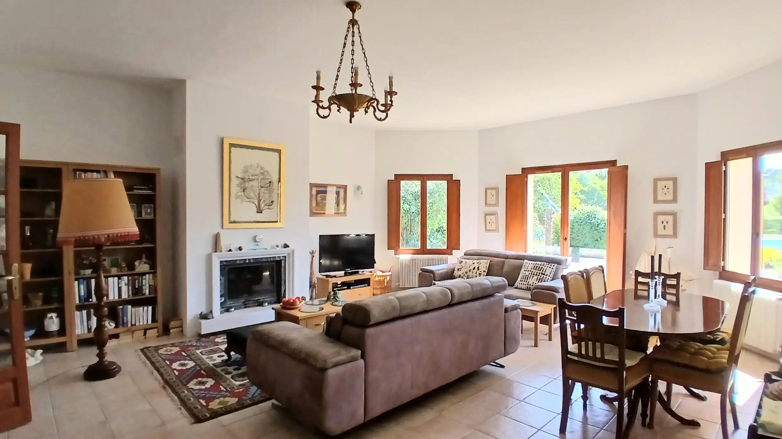 Detached House Of 190 M² In Badens, France