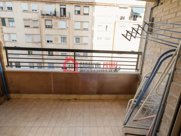 Apartment Of 118 M² In Valencia, Spain