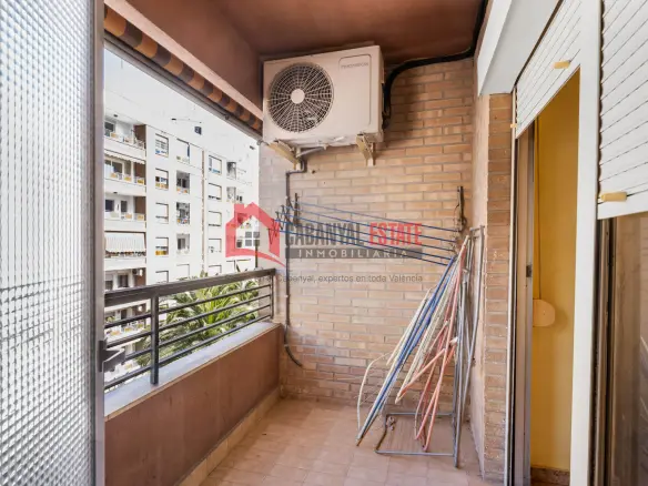 Apartment Of 118 M² In Valencia, Spain