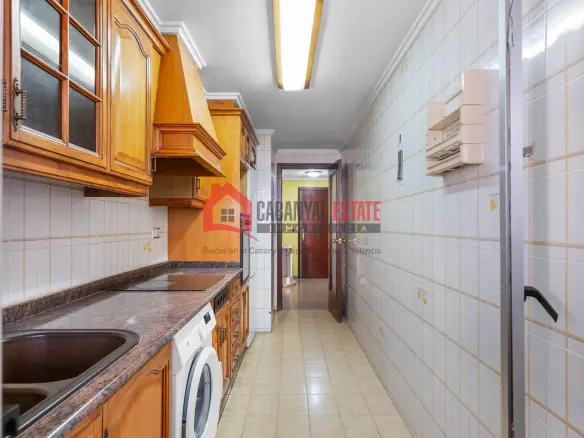 Apartment Of 118 M² In Valencia, Spain