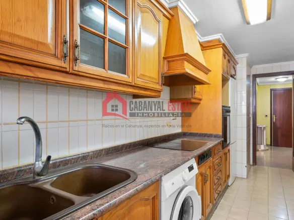 Apartment Of 118 M² In Valencia, Spain