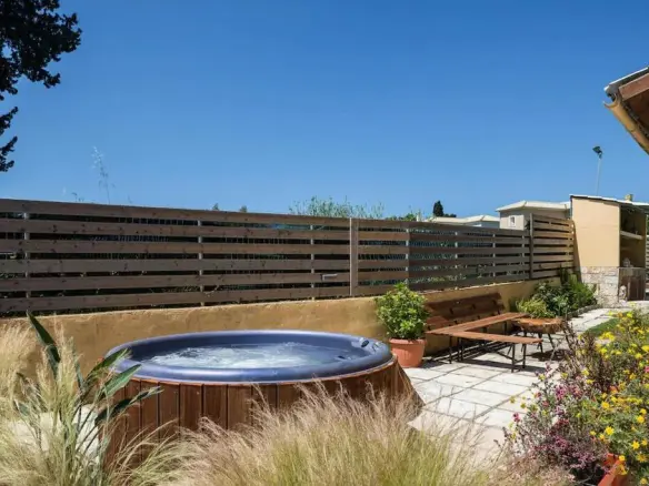 5-bedroom Villa In Corfu, Greece (330 M²)