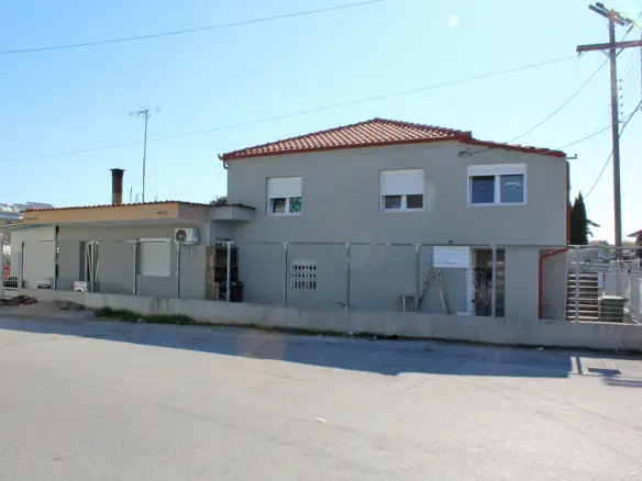 Detached House Of 270 M² With Coastal Proximity In Olympic Coast