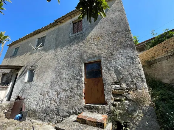 2-bedroom Maisonette In Corfu, Greece (100 M²)