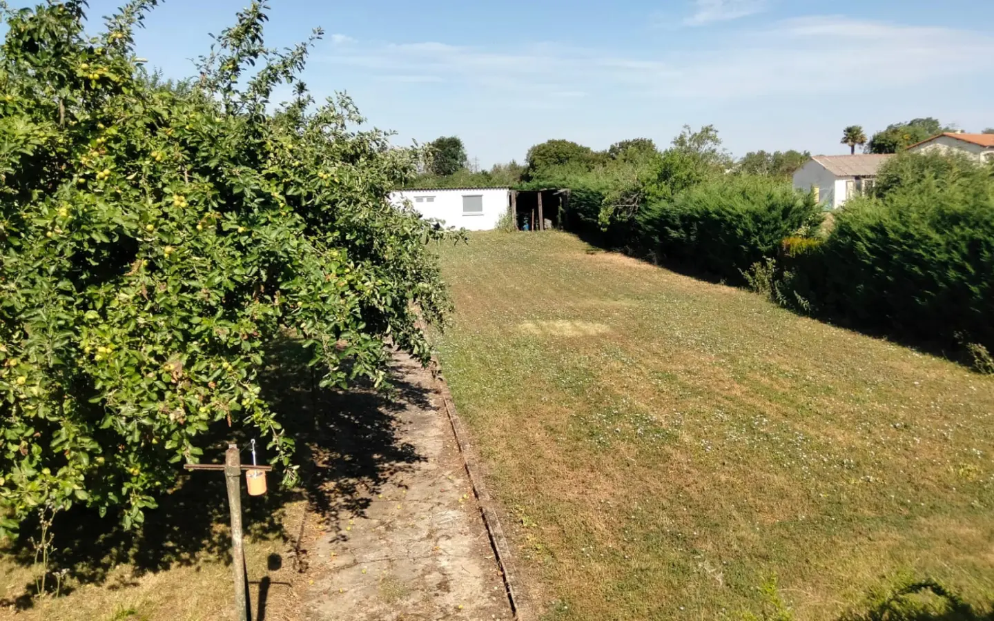 Village House Of 84 M² With Gardens, Garage, Outbuildings, 3 Bedrooms, 2 Bathrooms In Mauprevoir