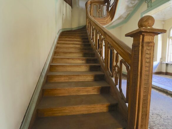House Of 220 M² With Neo-romanian Style In Rosetti Square