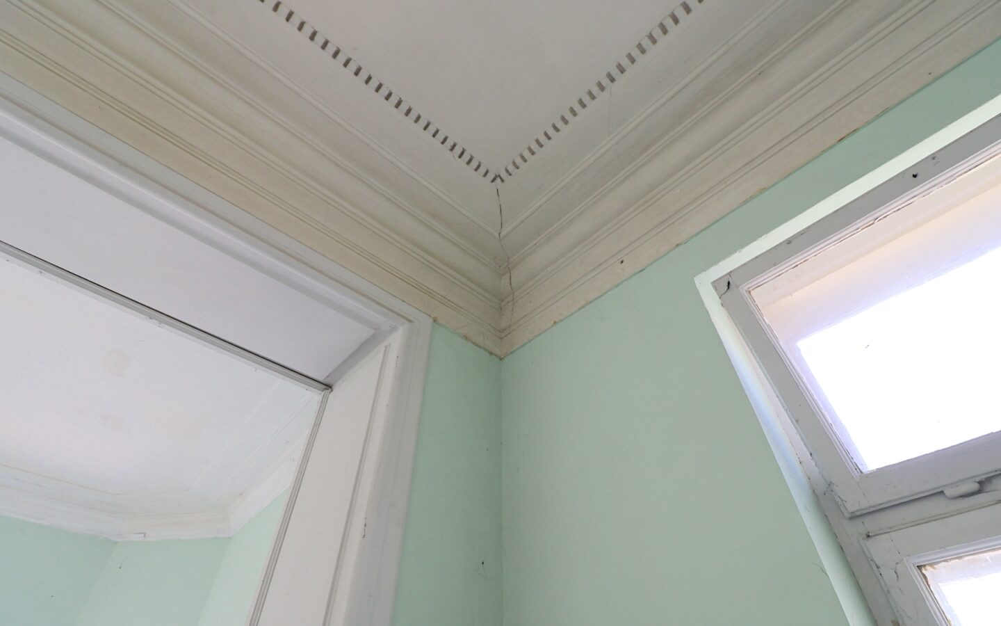 House Of 220 M² With Neo-romanian Style In Rosetti Square