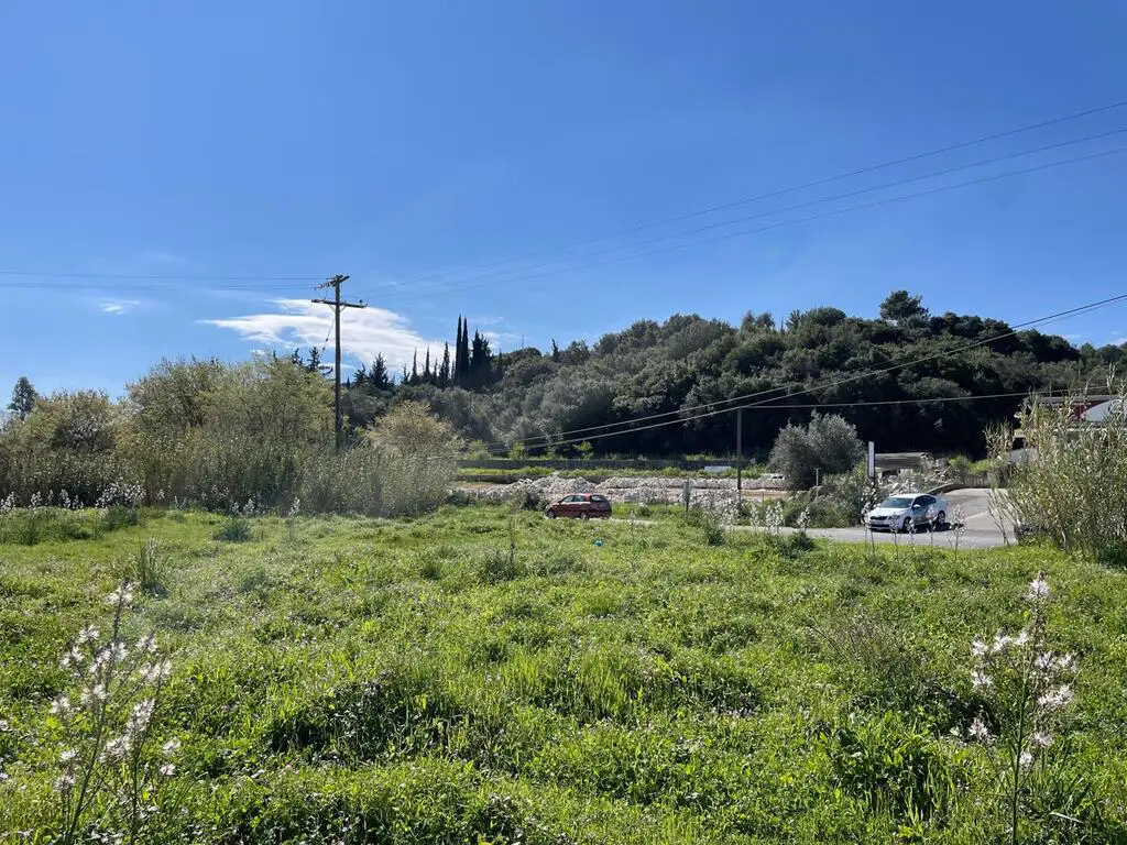 Land Of 4977 M² In Corfu