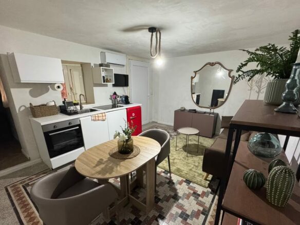Apartment Of 70 M² With Balcony In Sliema